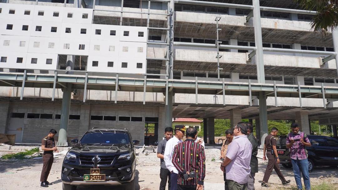 Rektor Undana Temui Kajati NTT, Bongkar Proyek Mangkrak Rp48 Miliar