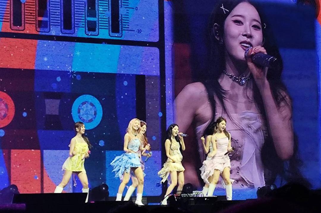 Sieun memuji fanchant Swith di lagu Young Luv, berkata, Jago banget ya Swith kita.jpg
