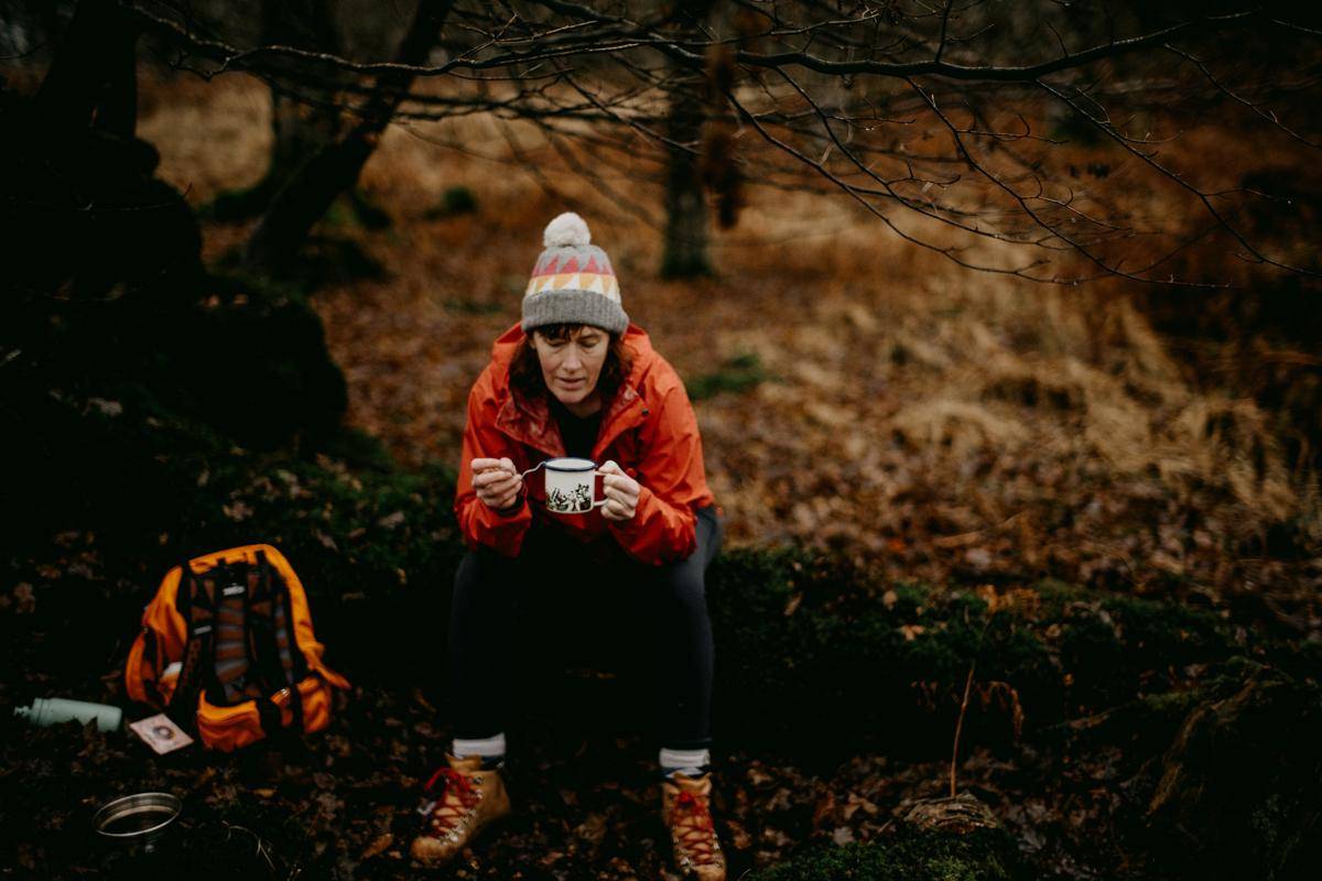 ilustrasi pendaki (unsplash.com/Annie Spratt)