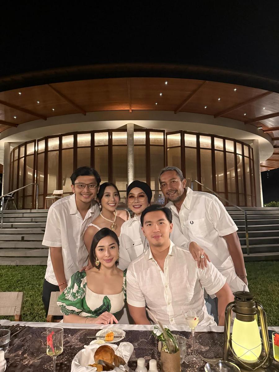 ulang tahun ke-31 Nikita Willy di Labuan Bajo