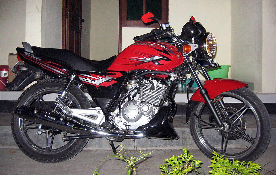 Suzuki Thunder (commons.wikimedia.org)