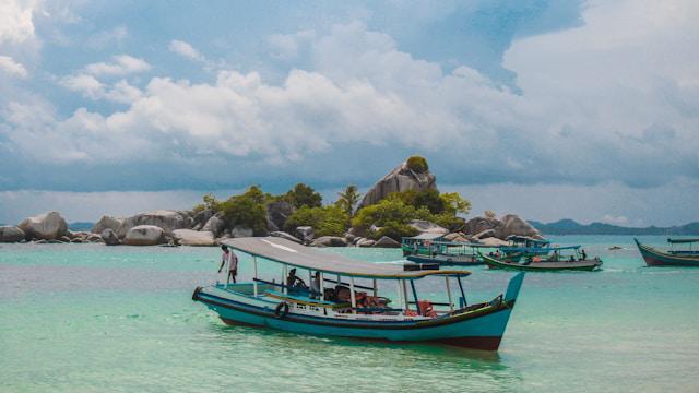 [QUIZ] Pilih Bangka atau Belitung, Kamu Bakal Happy ke Wisata Alam Ini!