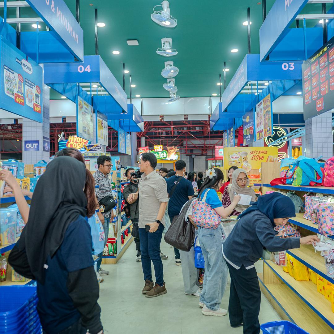 Rumah Indofood Jakarta Fair Kemayoran 2025 Menghadirkan Berbagai Macam Kebutuhan Keluarga Layaknya Supermarket Modern.jpg