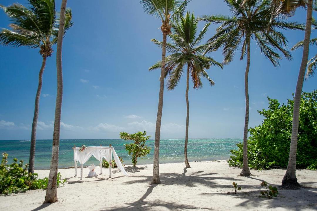 5 Pantai Dekat Stasiun Tugu Jogja, Ada Pantai Parangtritis