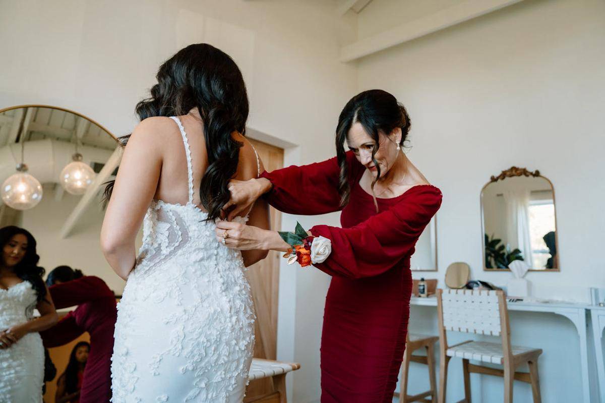 ilustrasi pengantin (pexels.com/George Chambers)