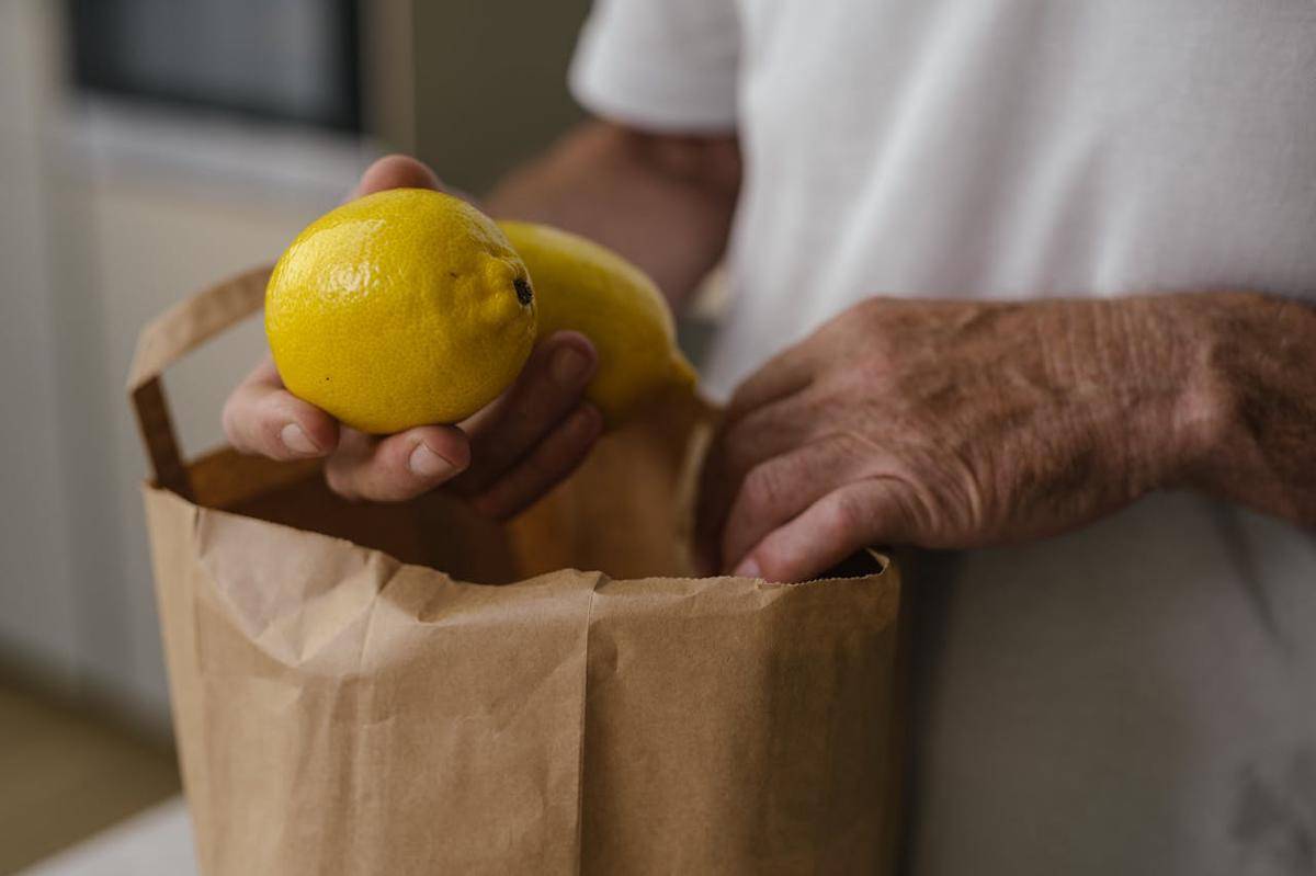 potret lemon (pexels.com/SHVETS production)