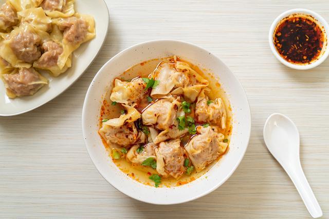 8 Makanan Berkuah dengan Tambahan Chili Oil, Hangatkan Tubuh