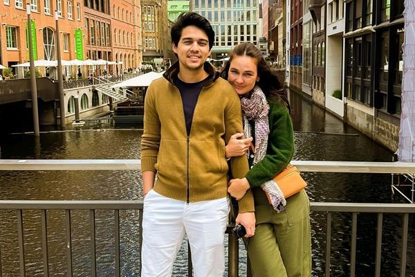 Bulan Madu Luna Maya dan Maxime Bouttier (Instagram.com/lunamaya)