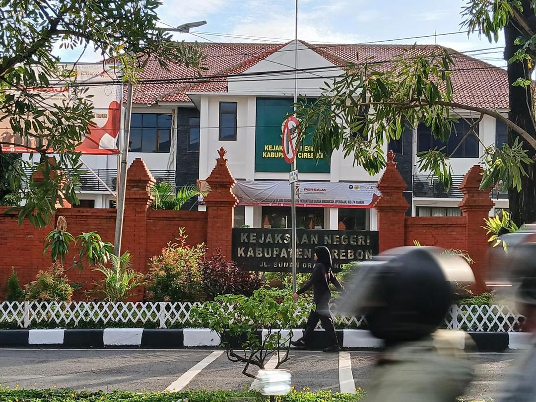 Ketika Pejalan Kaki di Cirebon Tak Lagi Punya Ruang Aman