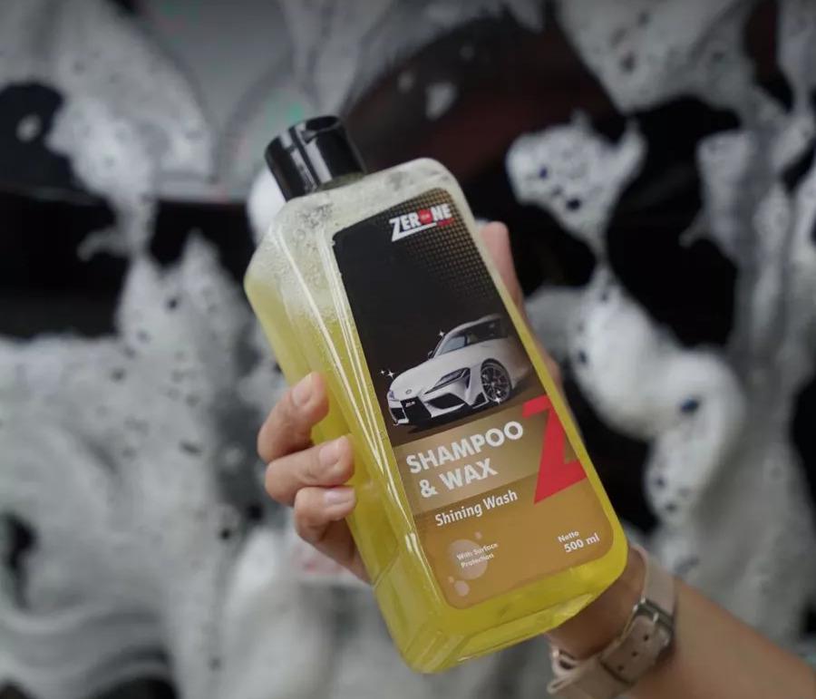 Zerone Japan Shampoo and Wax 500ml (shopee.co.id/Zerone Official Shop)