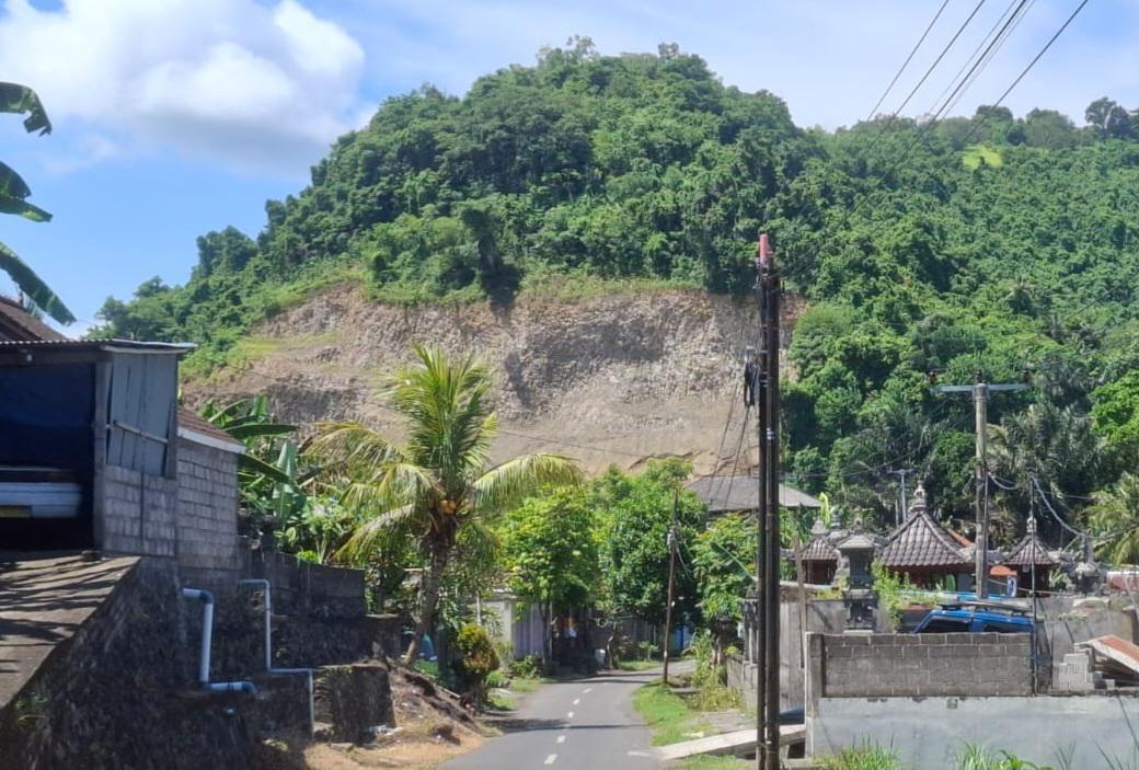  Pengerukan Bukit di Dawan Dihentikan, Ada 9 Titik