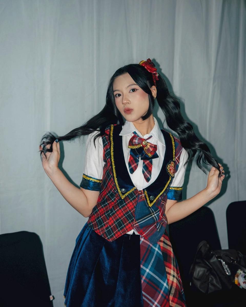 Indira Putri Seruni (instagram.com/jkt48.indira.s)