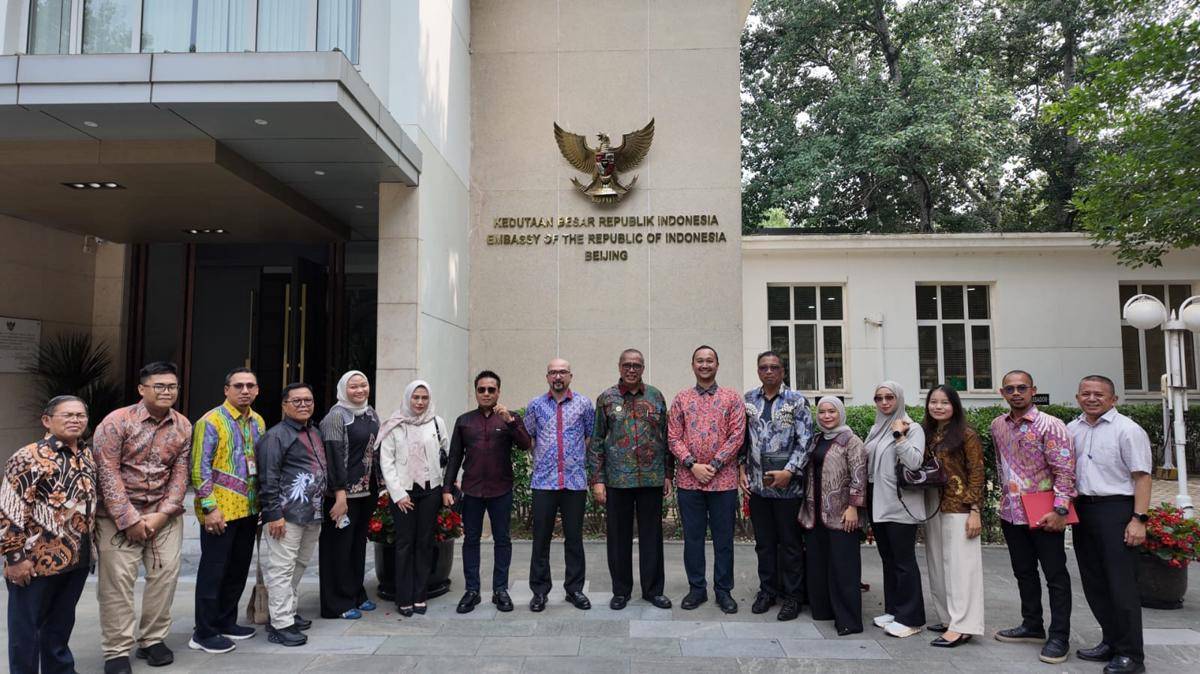 DePA-RI saat kunjungan ke KBRI di Beijing. (Dok. Istimewa)