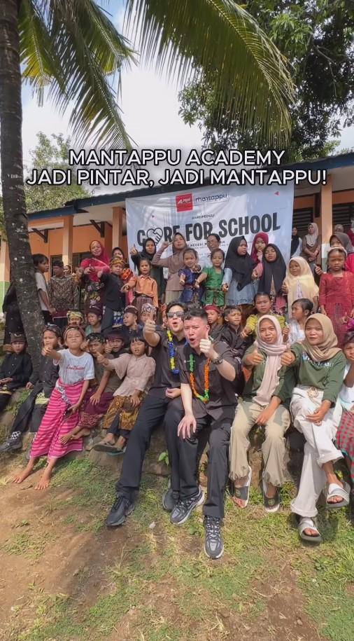 Jerome Polin Mengajar di Pedalaman Lombok (Instagram.com/jeromepolin)