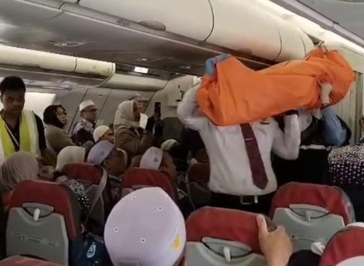 Satu Jemaah Haji Kalsel Wafat dalam Pesawat Saat Perjalanan Pulang