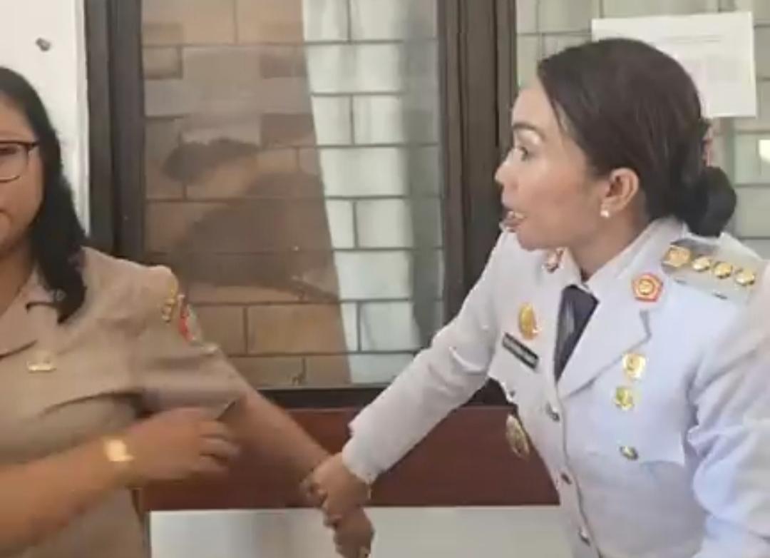 Bupati Cekcok dengan Staf Disdik Sumba Barat Daya Soal Tunjangan Guru