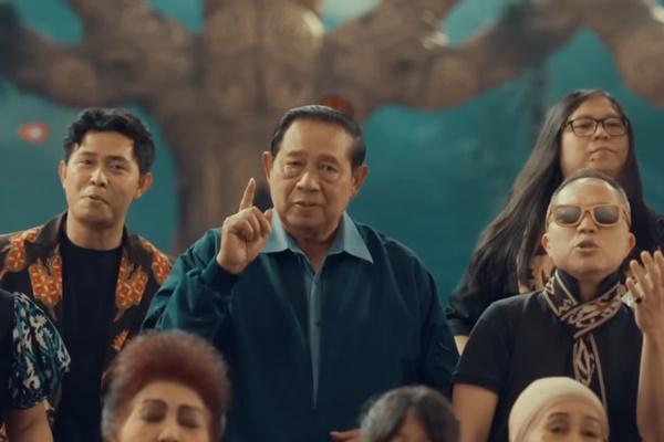 MV Save Our World (youtube.com/sbyudhoyono)