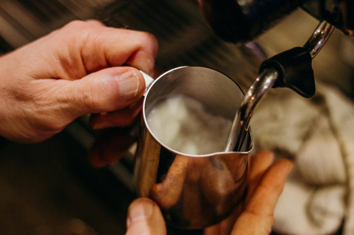 Potret susu untuk kopi