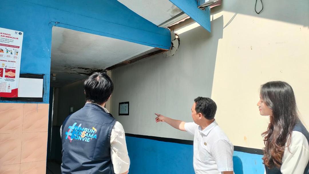 Kamar mandi siswa.jpg