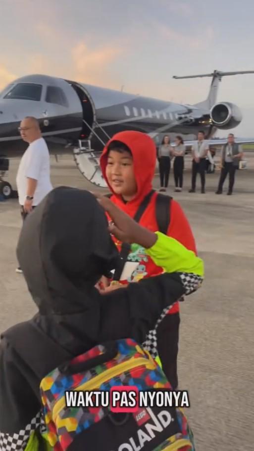 Isa Bajaj Dapat Tumpangan Jet Pribadi Raffi Ahmad (TikTok.com/isabajajnih)