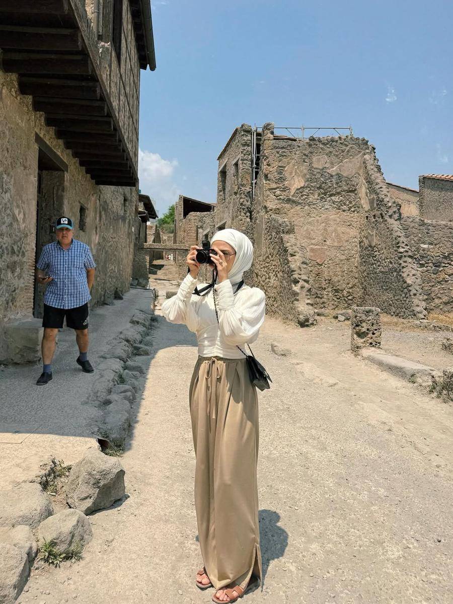 Inspirasi OOTD ala Fatimah Zahra (instagram.com/fatimahzahraothman)