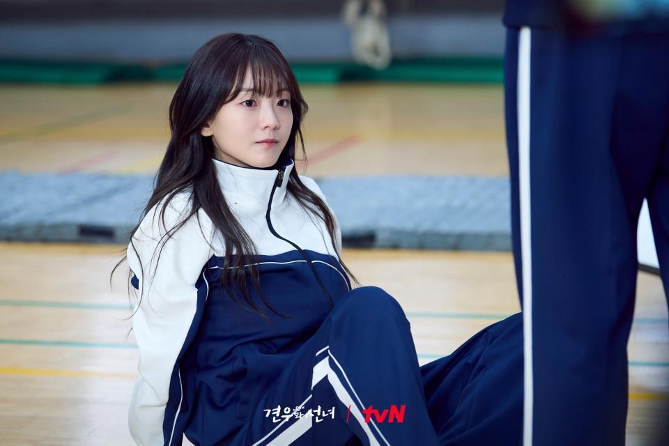 8 Realitas Park Seong A di Head Over Heels, Bikin Simpati!