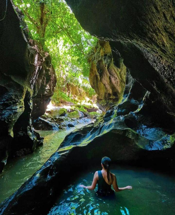 Hidden Canyon Beji Guwang