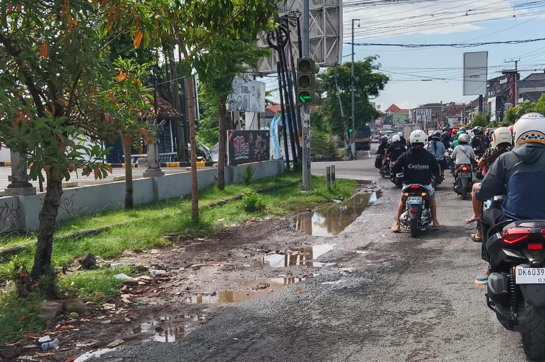 Jalan Bali