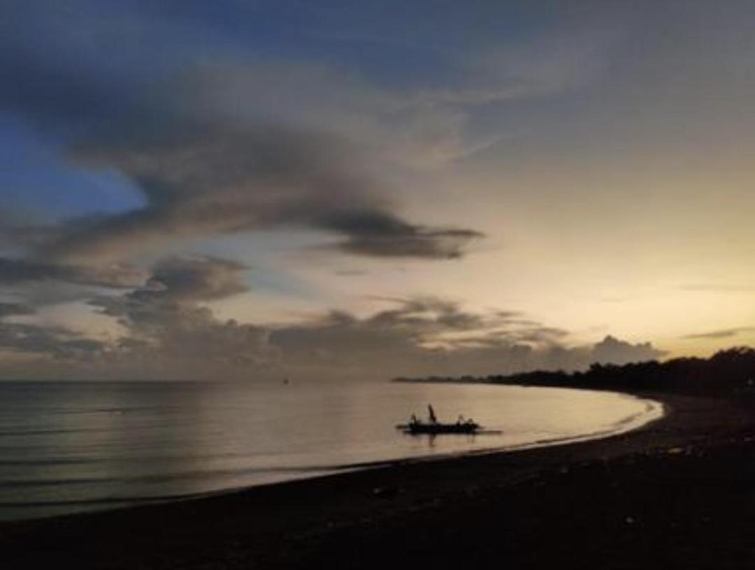 Pantai Kerobokan Bali 