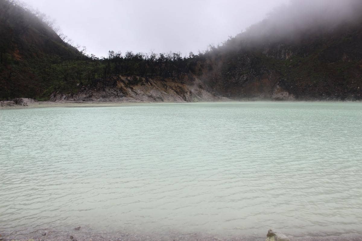 Potret Kawah Putih Ciwidey