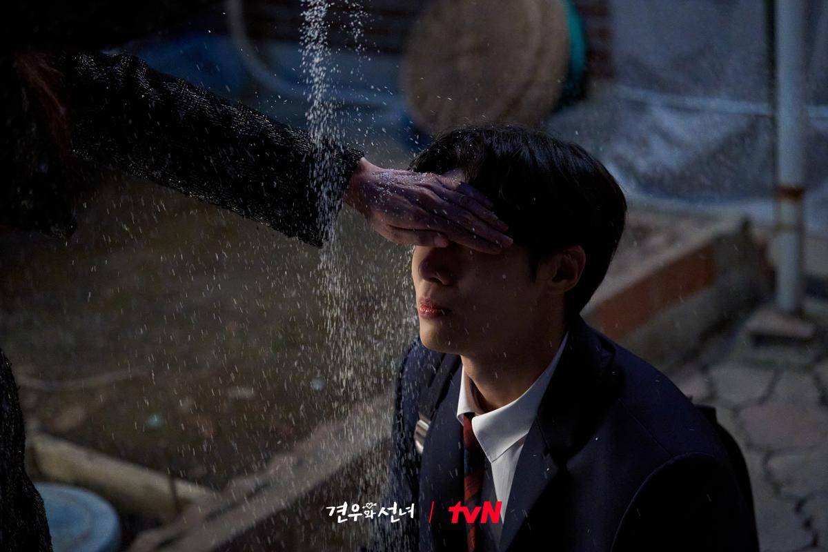 Still cut Head Over Heels (dok.tvN/Head Over Heels)
