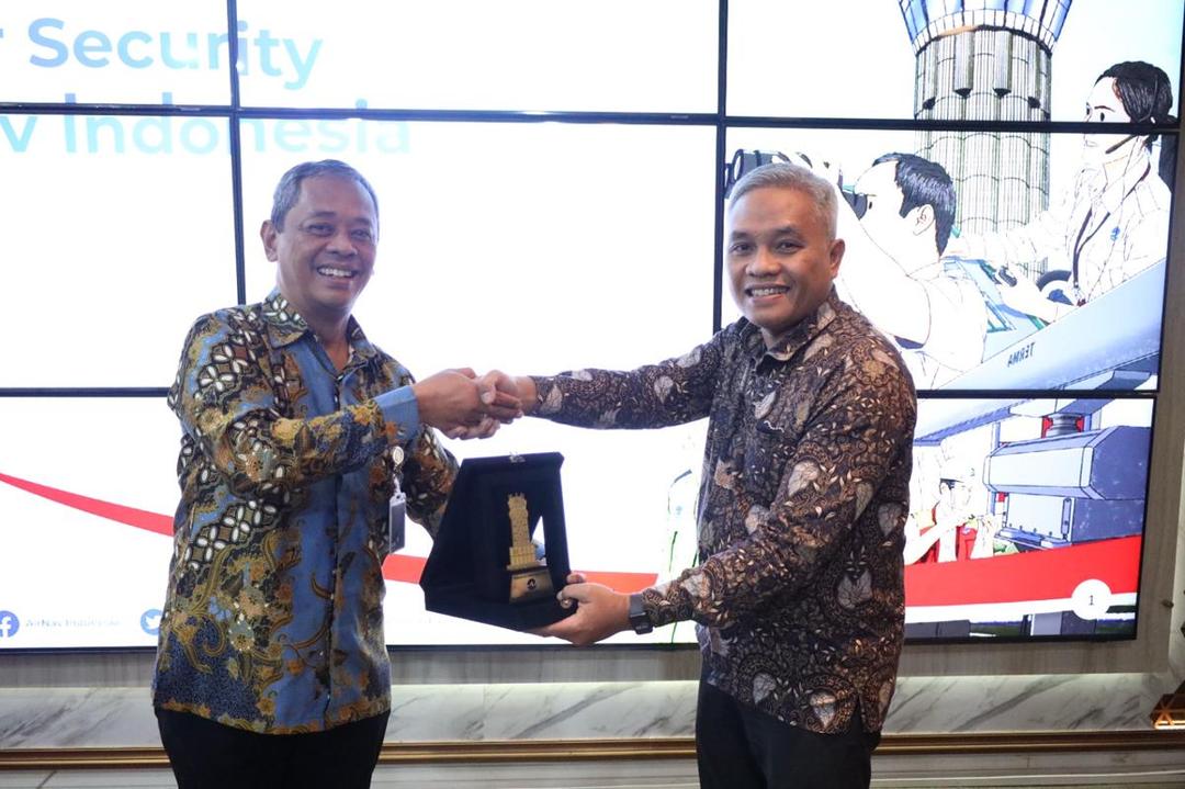Perkuat Keamanan Sistem Navigasi Udara, AirNav Kerja Sama dengan BSSN