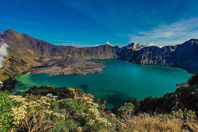 Pendakian Gunung Rinjani Ditutup Sementara