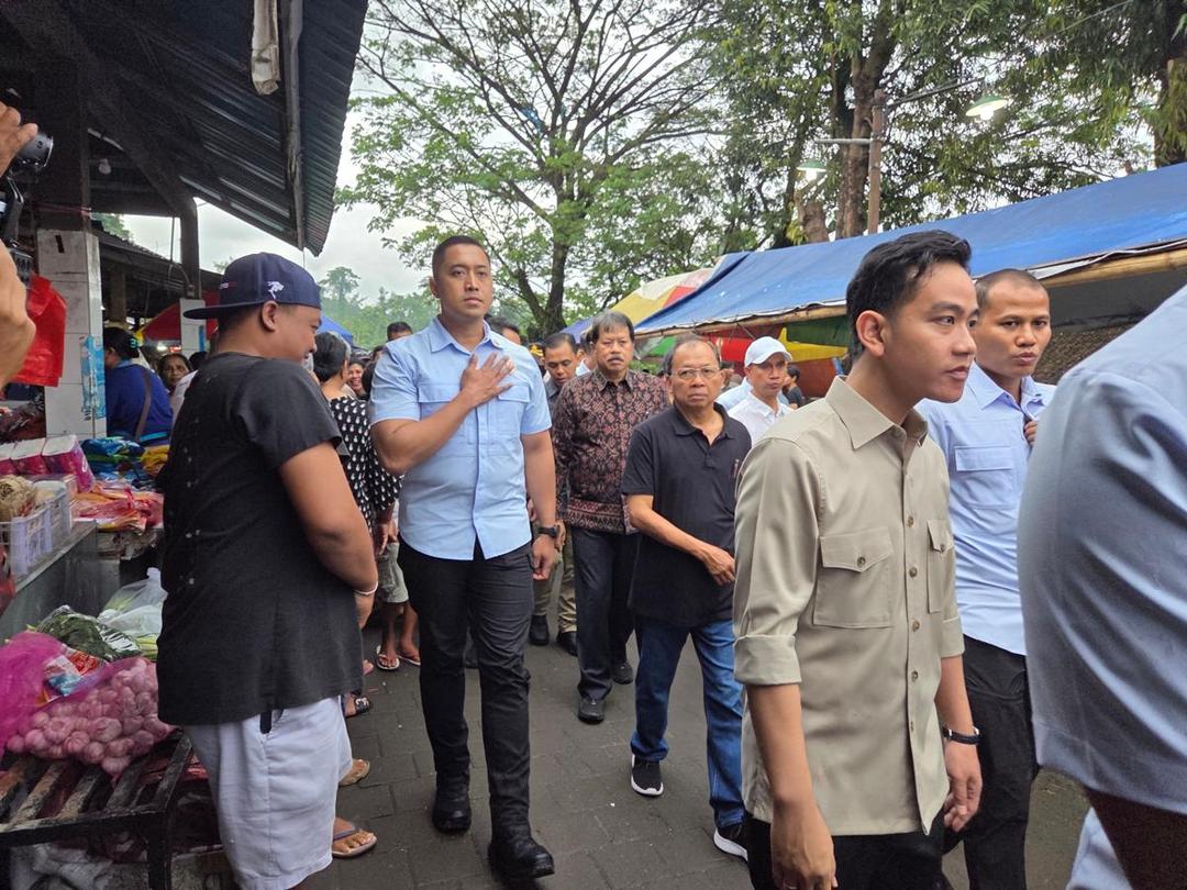 Gibran Kunjungi Pasar yang Tak Pernah Revitalisasi di Tabanan