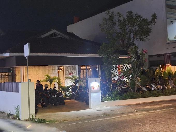 Sehat Sentosa, Cafe Unik dan Vitage di Bandar Lampung