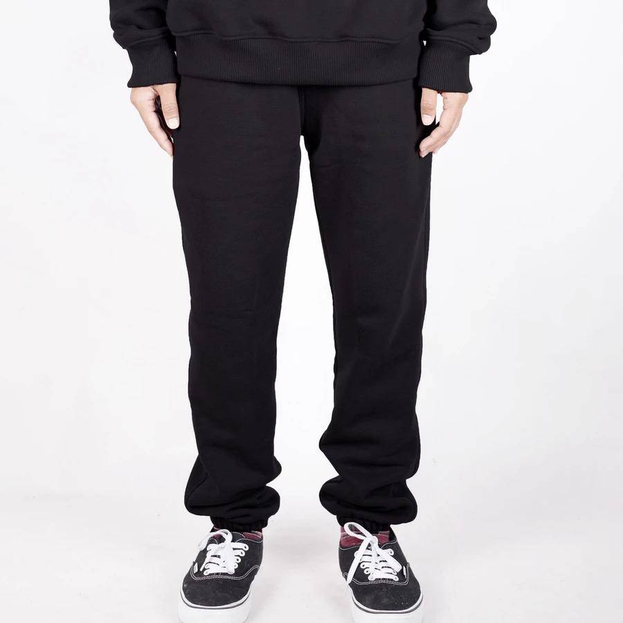potret sweatpants dari Cotton Supply (shopee.co.id/Cotton Supply)