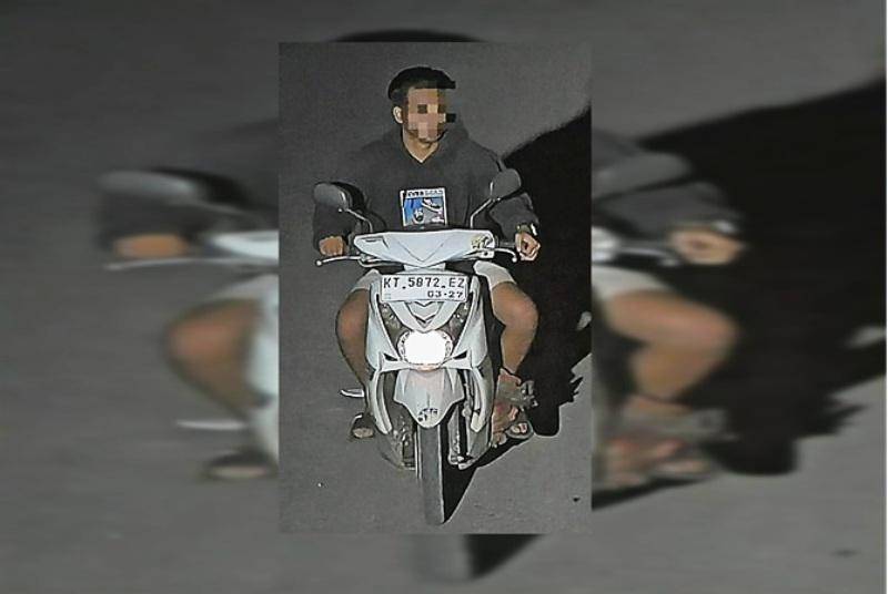 Tersangka curanmor HI terlihat CCTV ketika membawa hasil curiannya
