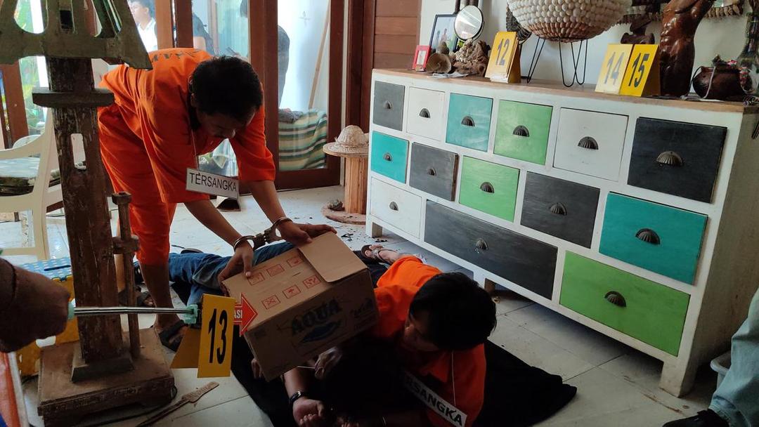 Rekonstruksi Kasus Pembunuhan di Sesetan, Tersngka Peragakan 24 Adegan