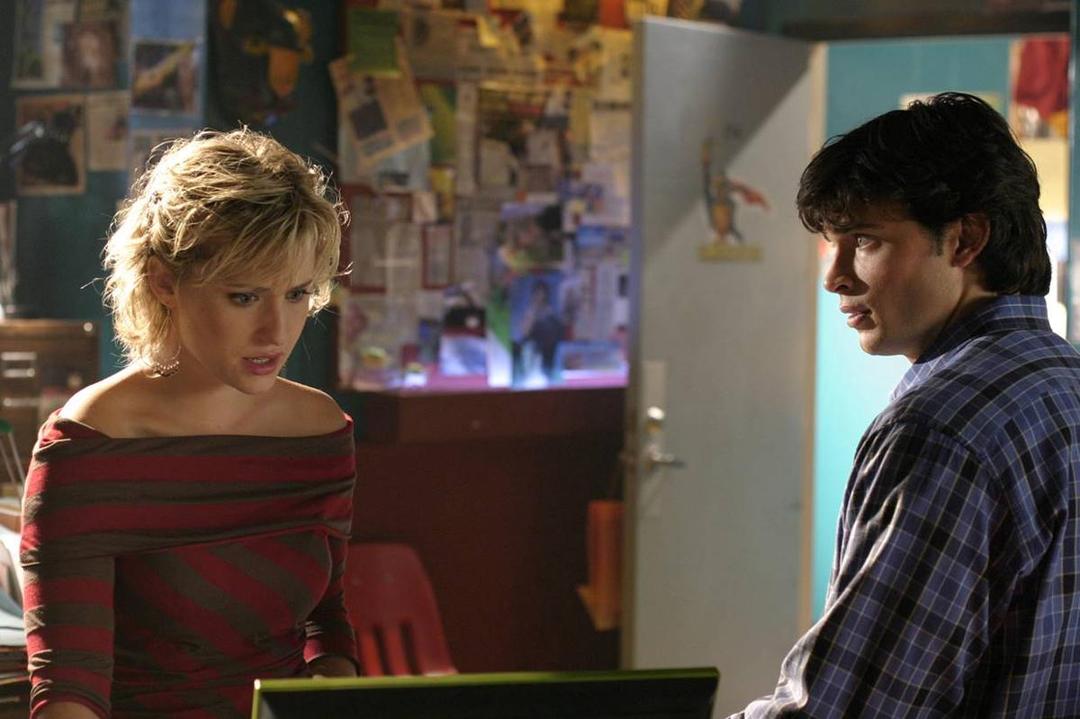 Smallville (2001-2011).jpg
