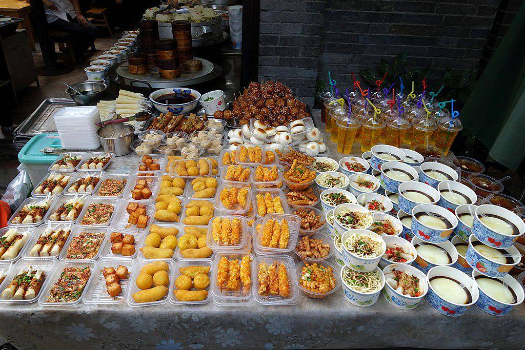1024px-Snacks_-_Chengdu,_China_-_DSC05316.jpg