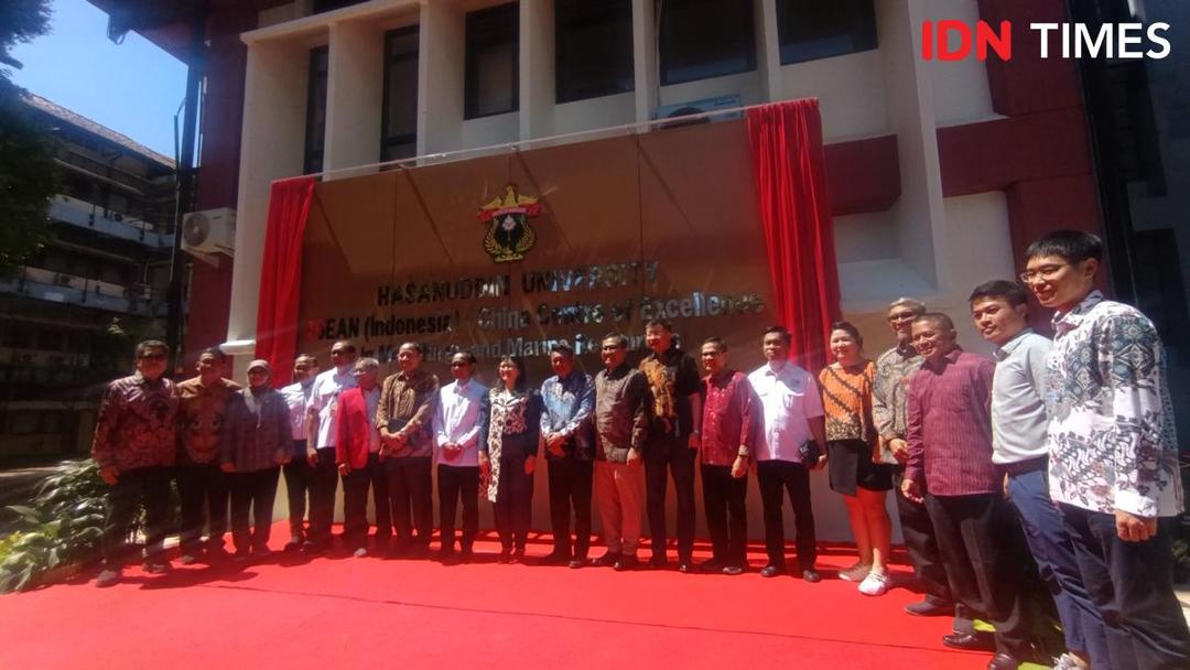 Peresmian ASEAN-China Center of Excellent for Metallurgy and Marine Resources di Makassar, Senin (7/7/2025). (IDN Times/Asrhawi Muin)