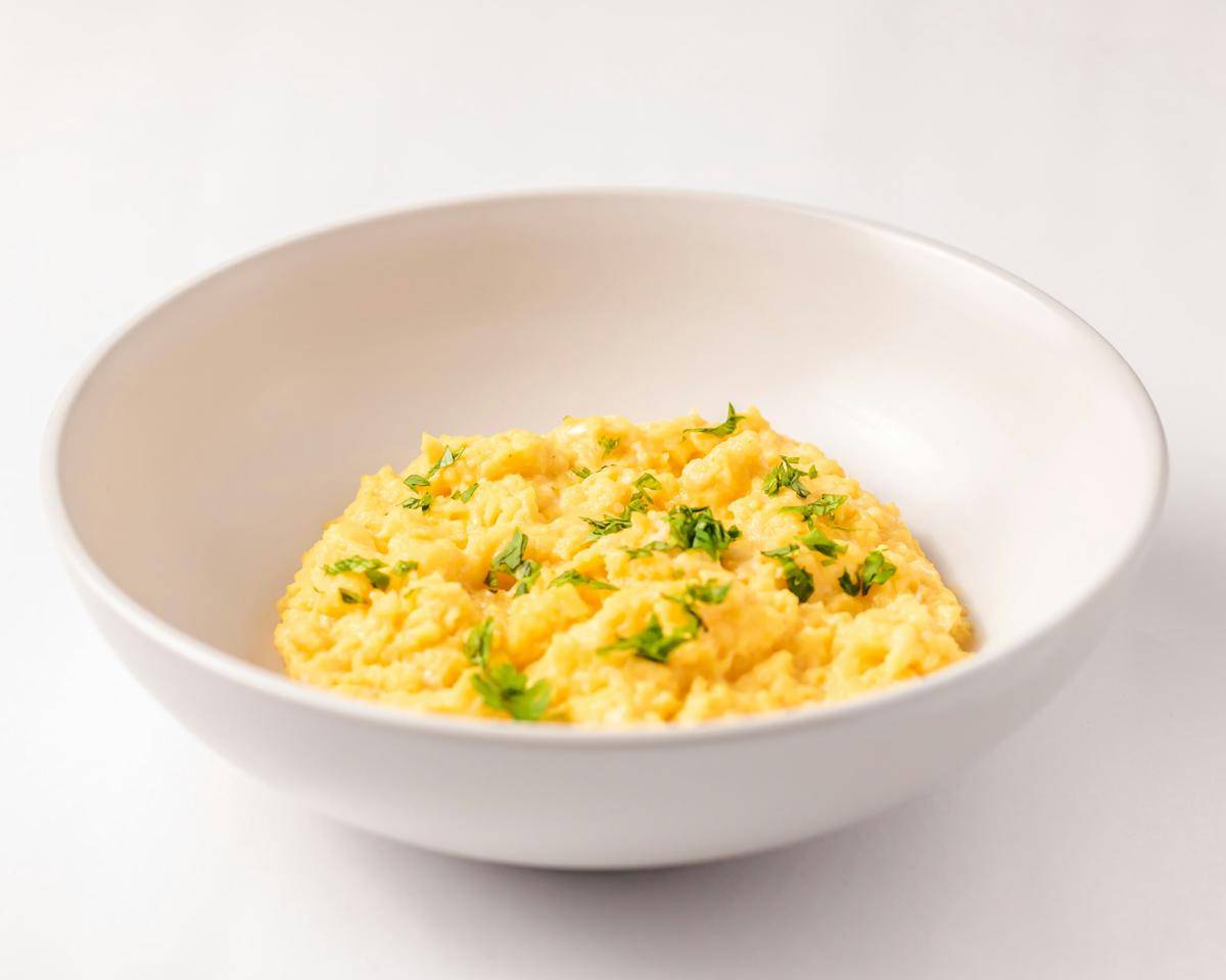 ilustrasi scrambled egg (unsplash.com/Imad 786)