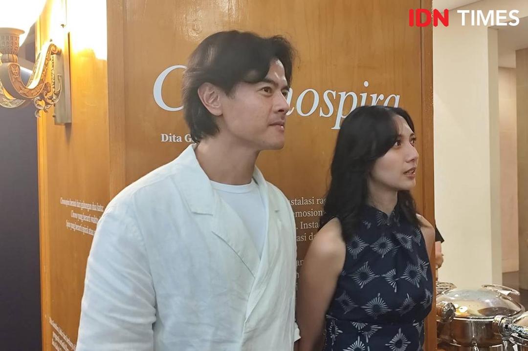 Sheila merasa balik syuting saat melihat Chronospira.jpg