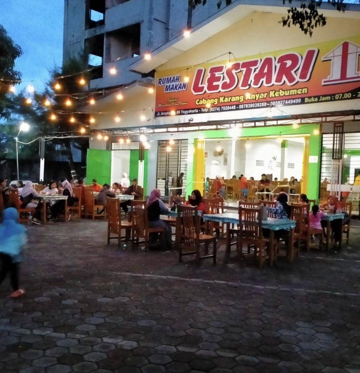 Rumah Makan Lestari Yogyakarta 