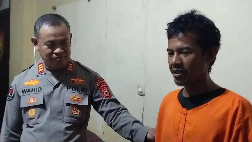 Pak Ogah pelaku pelecehan seksual di Makassar ditangkap polisi, Rabu (9/7/2025)/Istimewa
