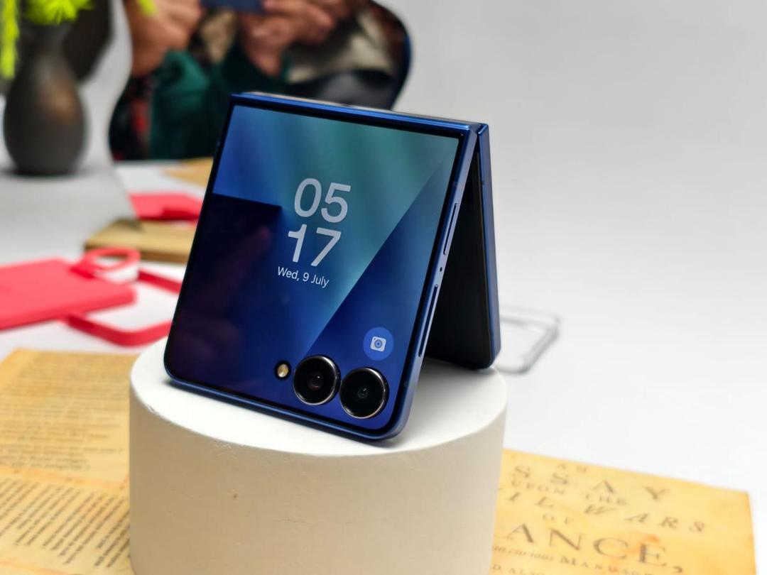 Samsung Galaxy Z Flip7 (IDN Times/Fatkhur Rozi)
