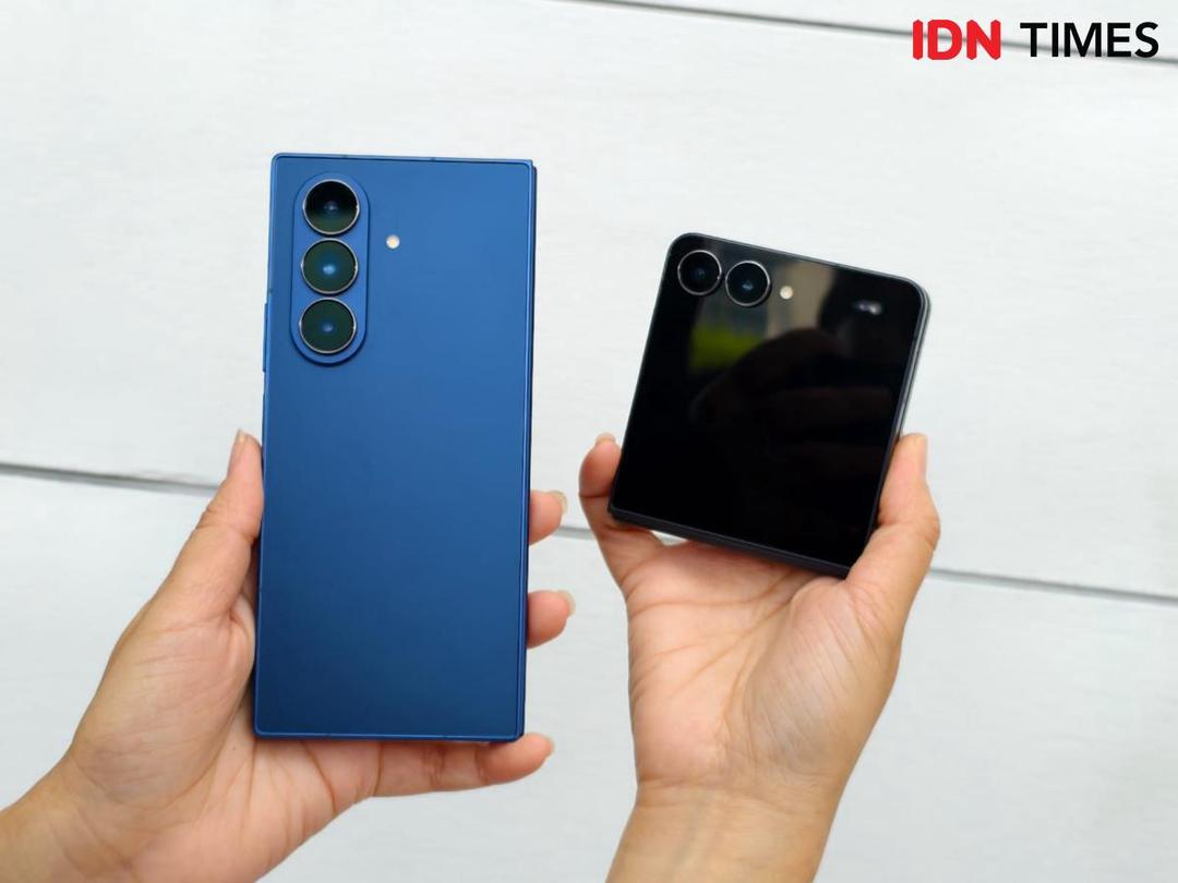 Samsung Galaxy Z Fold7 dan Flip7 (IDN Times/Fatkhur Rozi)