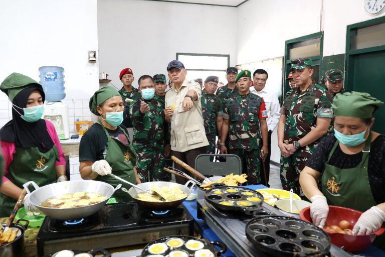 Menhan Sjafrie memberi pembekalan SPPI di Malang (foto via kemhan.go.id)