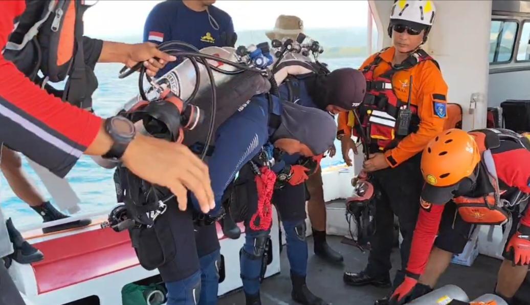 Alat Tim SAR Terbawa Arus, Pencarian Korban Tunu Pratama Jaya Terus Lanjut
