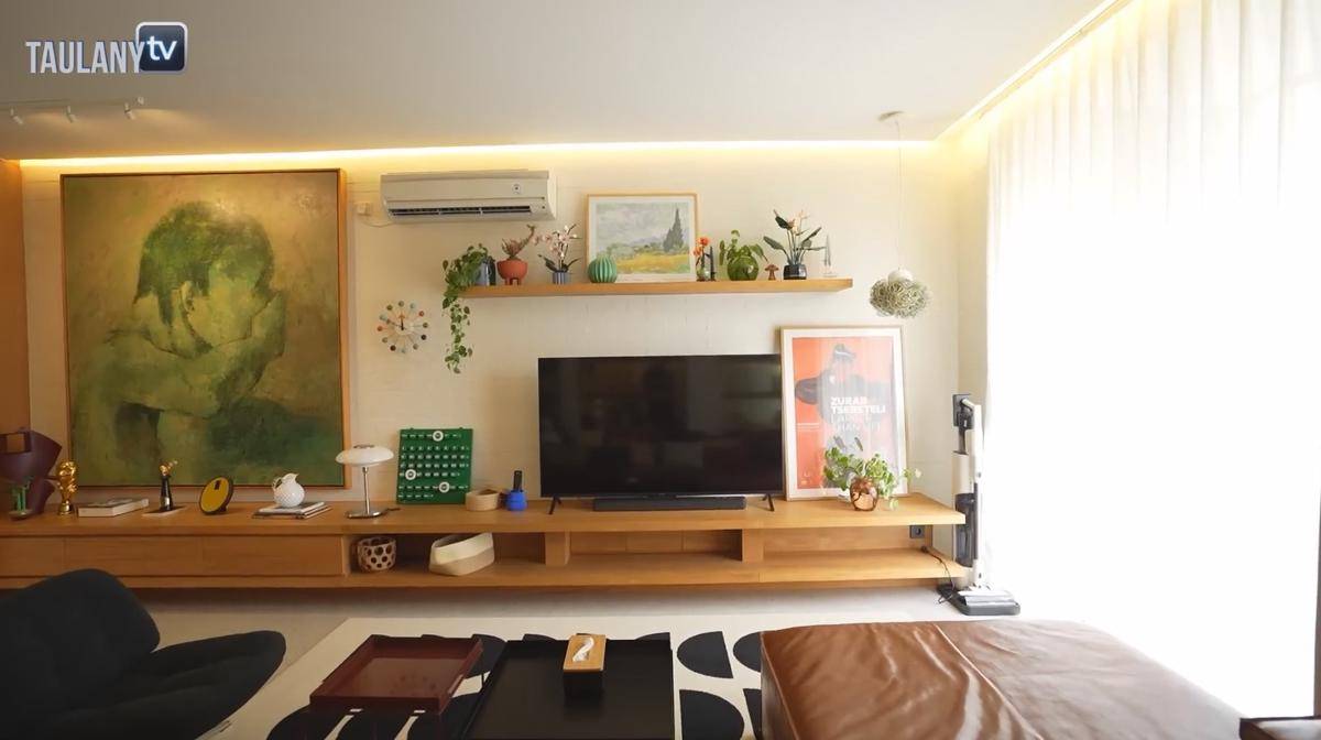 Rumah Aghniny Haque (YouTube/Taulany TV)